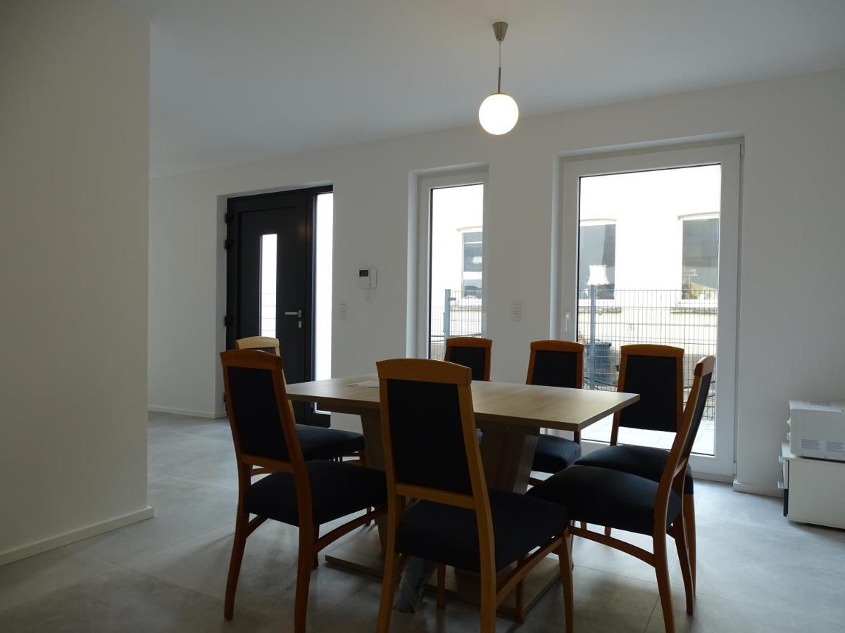 Avi City Apartments Kinghouse Düsseldorf Szoba fotó