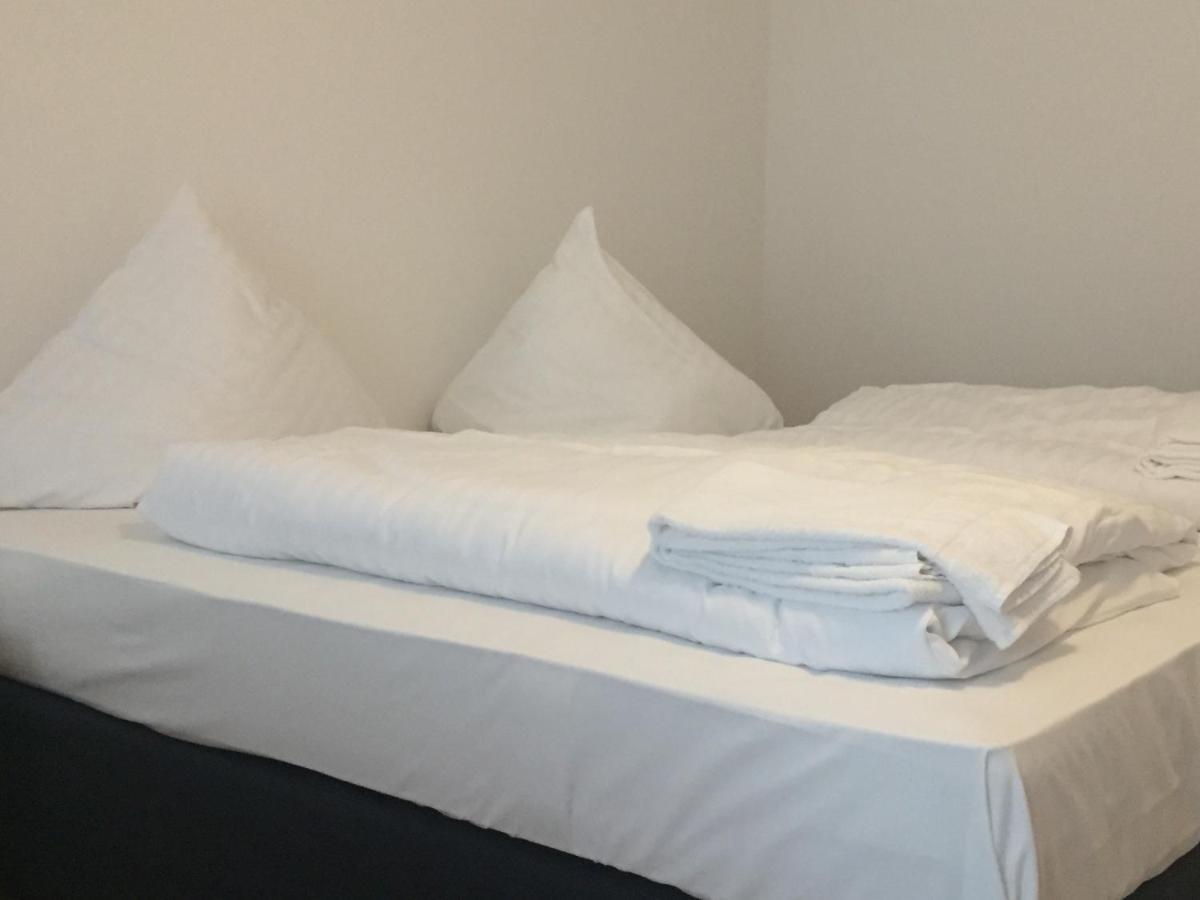 Avi City Apartments Kinghouse Düsseldorf Szoba fotó