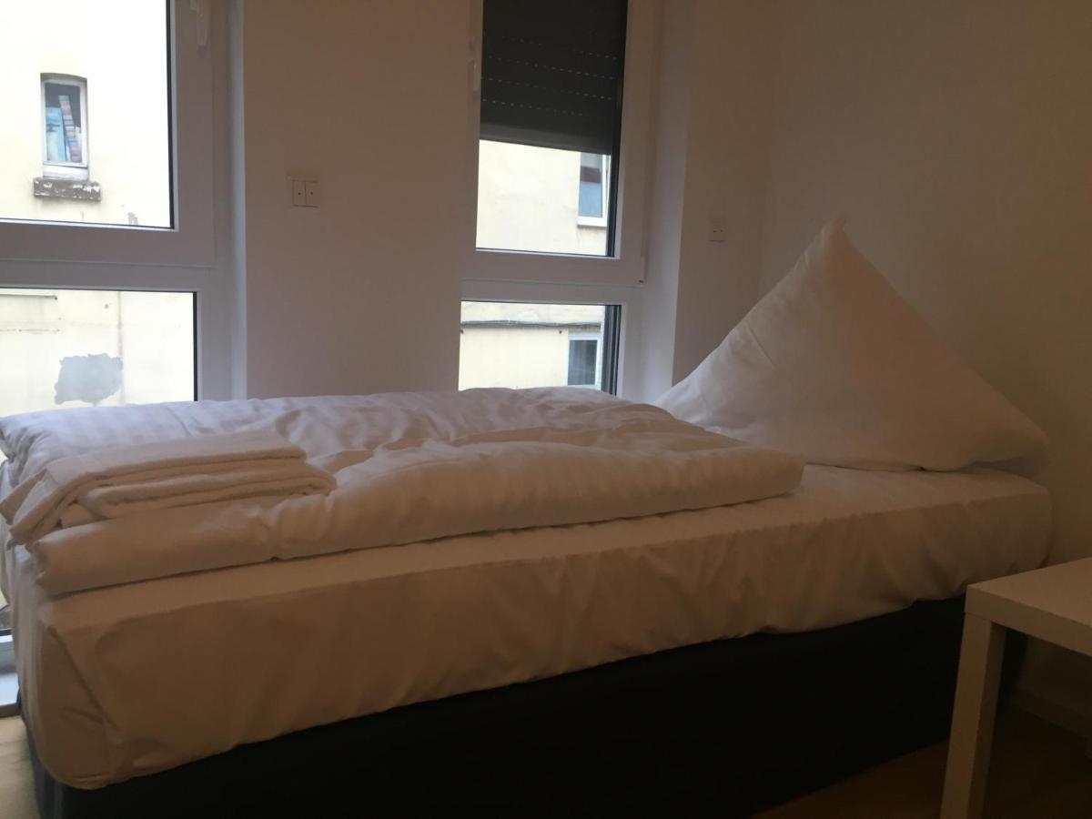 Avi City Apartments Kinghouse Düsseldorf Szoba fotó